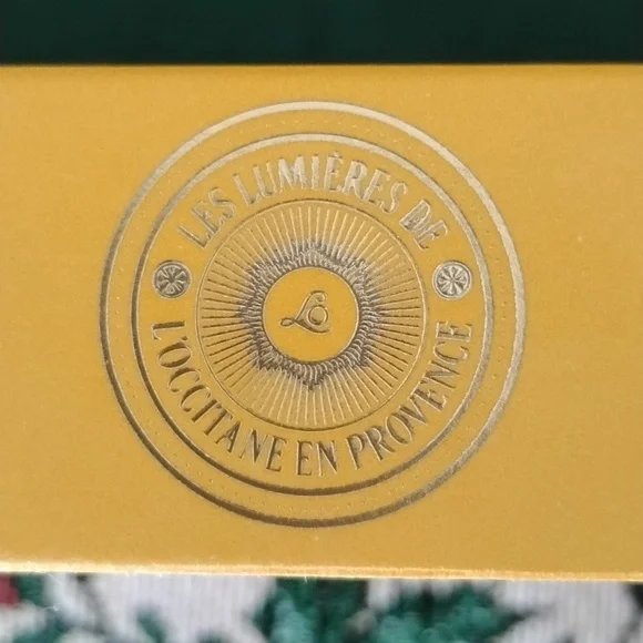 L'Occitane Hand Cream Set - NEW❄️❄️PRICE FIRM❄️❄️❄️ - Picture 8 of 8